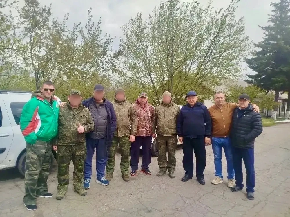 Две фуры со стройматериалами, «Газель» и два «Ларгуса»: из Татарстана доставлен груз в ЛНР и ДНР