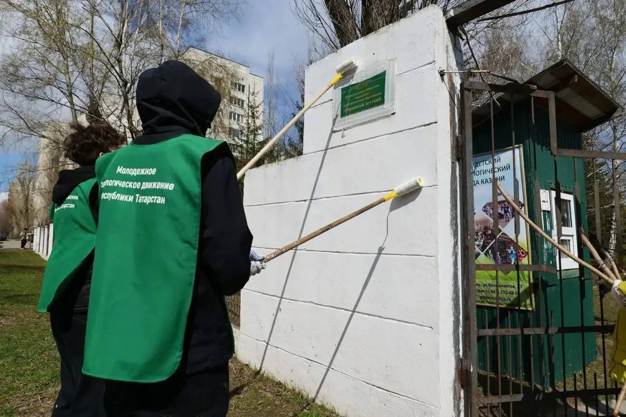Данис Зарипов и более 100 активистов присоединились к экосреднику в Казани
