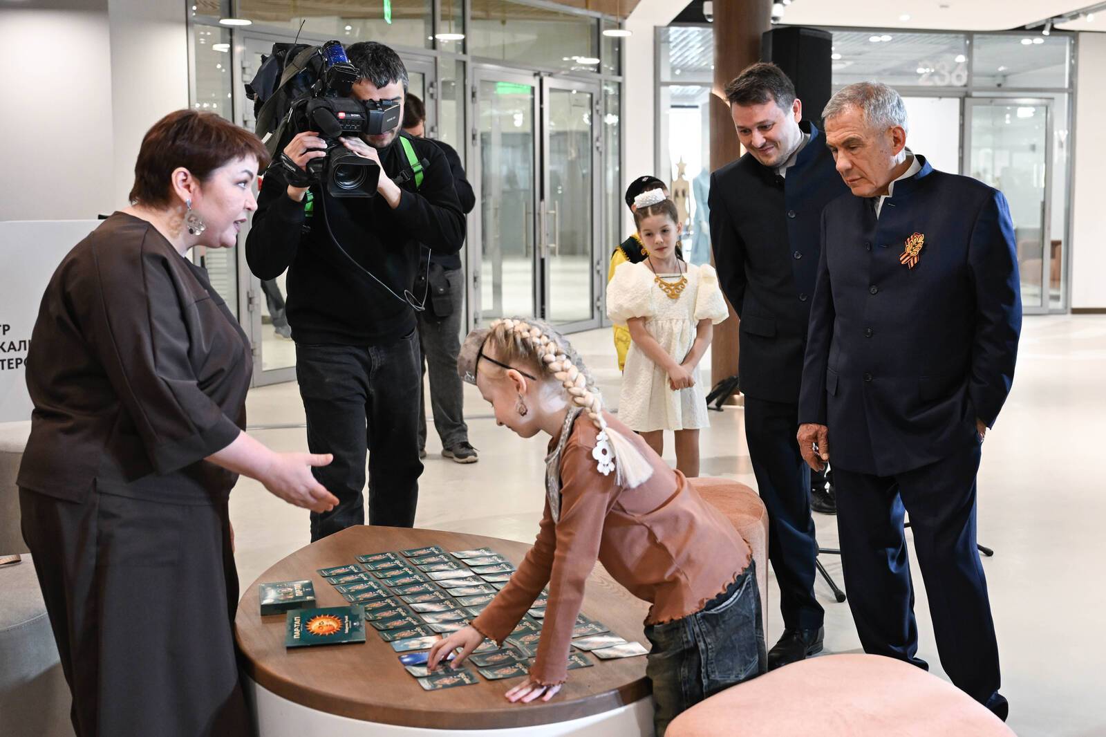 Минниханов посетил открывшийся Центр уникального мастерства в Казани