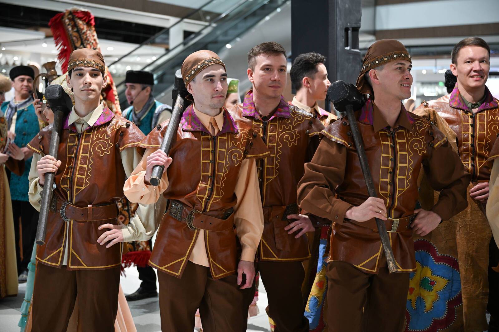 Минниханов посетил открывшийся Центр уникального мастерства в Казани