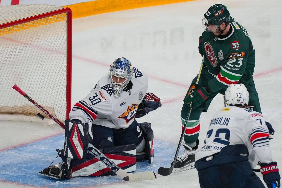 «Порадовали показательным хоккеем»: «Ак Барс» вырвался вперед в серии с «Металлургом»