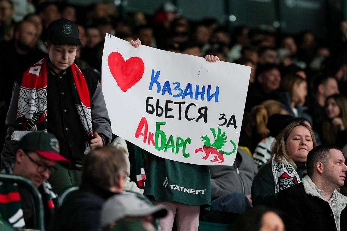 «Порадовали показательным хоккеем»: «Ак Барс» вырвался вперед в серии с «Металлургом»