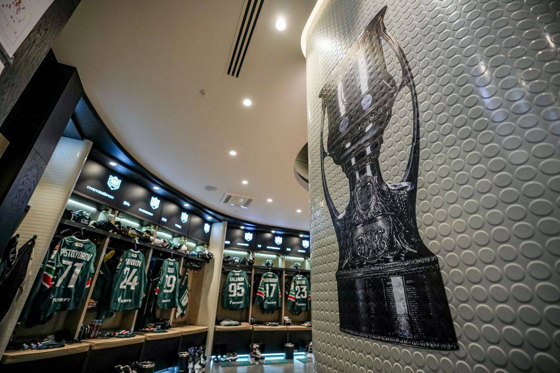 «Порадовали показательным хоккеем»: «Ак Барс» вырвался вперед в серии с «Металлургом»