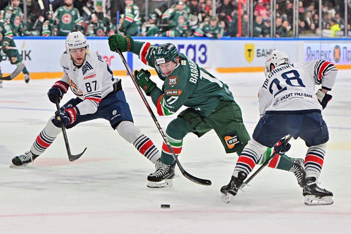 «Порадовали показательным хоккеем»: «Ак Барс» вырвался вперед в серии с «Металлургом»