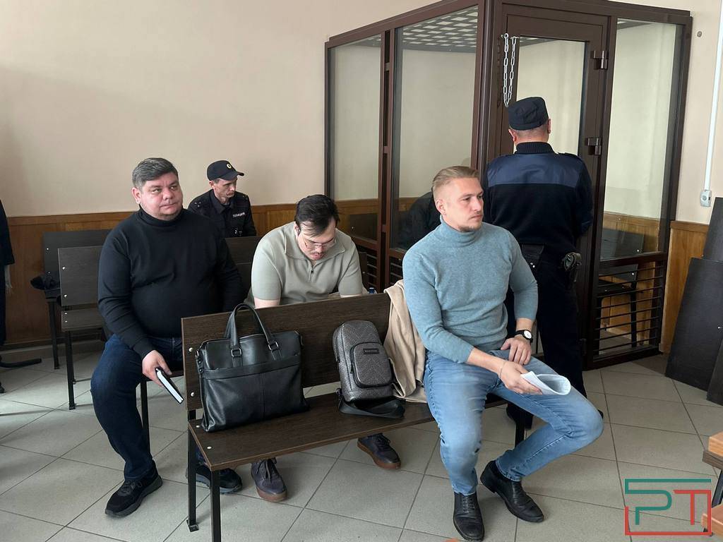 Одни отмыли, а другой украл: в Казани понятой во время обыска похитил 5 миллионов рублей