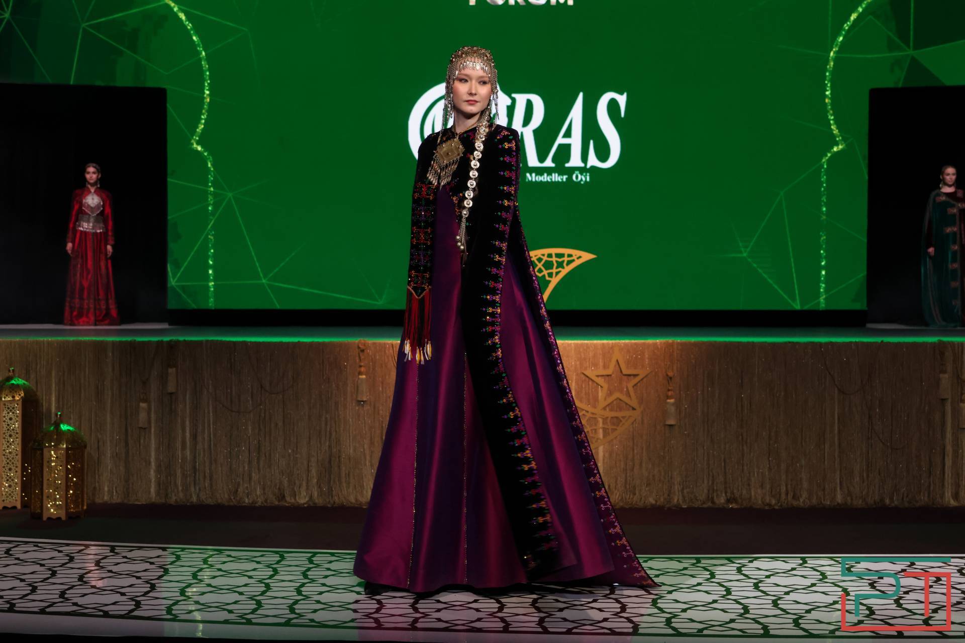 Показ благопристойной моды «Modest Fashion Day» прошел в Казани