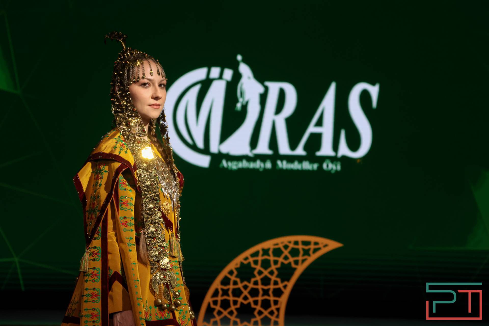 Показ благопристойной моды «Modest Fashion Day» прошел в Казани