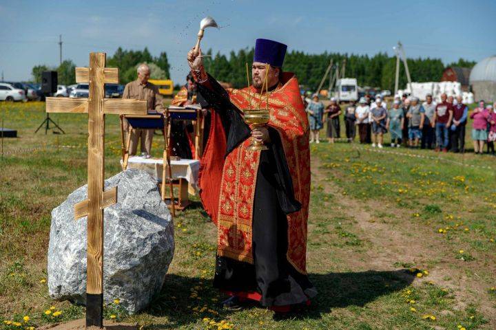 В Мамадышском районе заложили первый камень в основание новой церкви