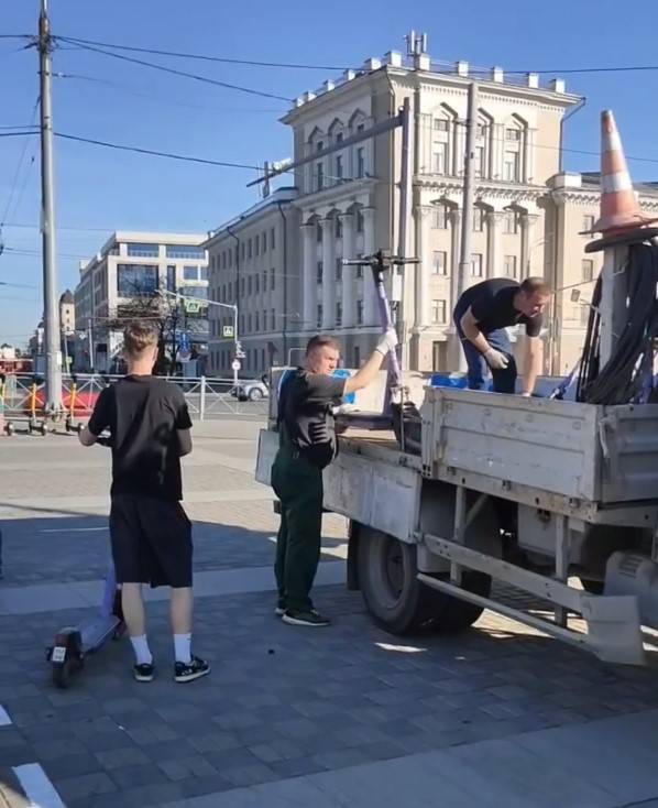 За три дня рейдов в Казани эвакуировали 323 электросамоката