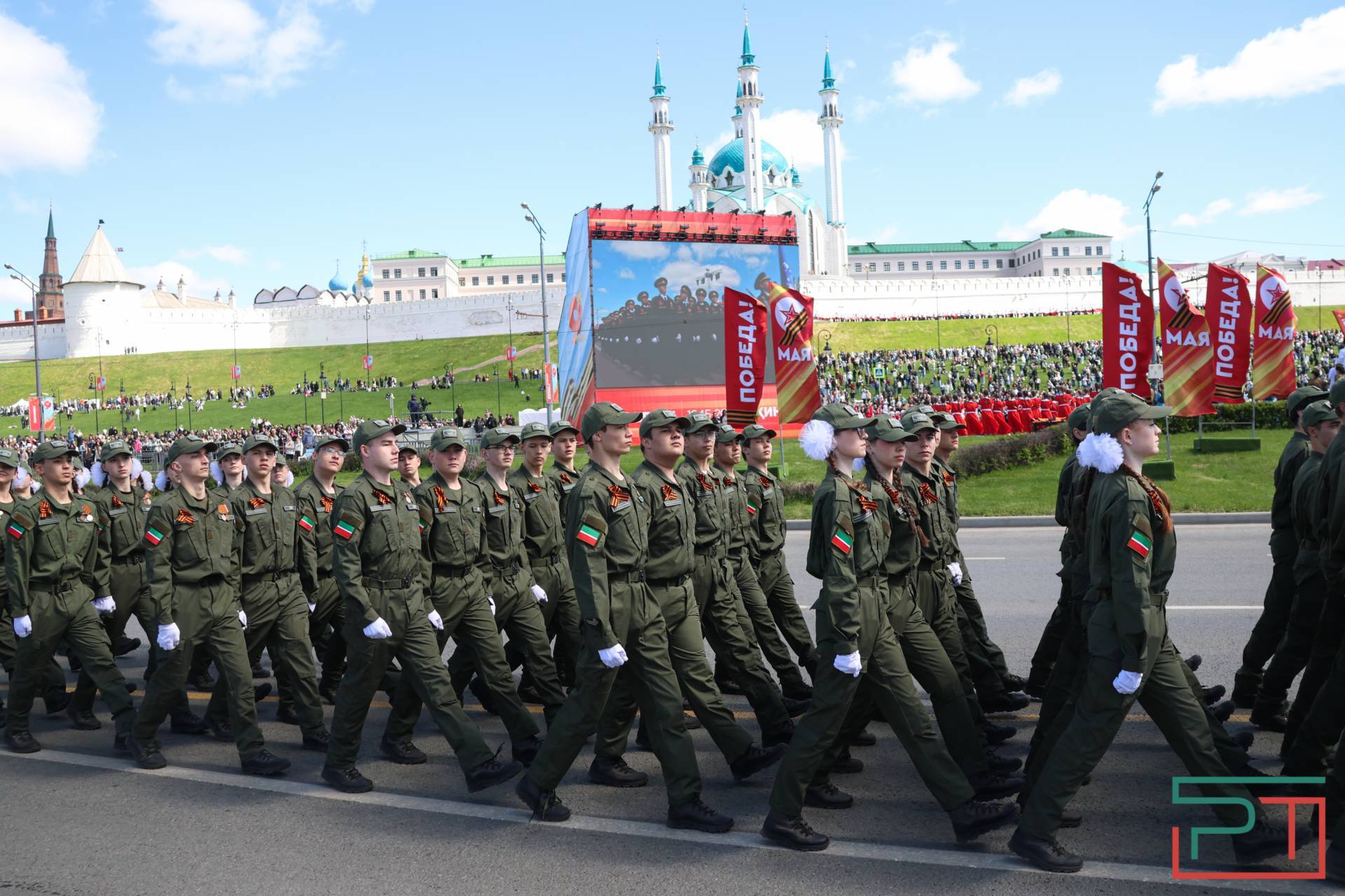 Парад Победы 9 мая в Казани