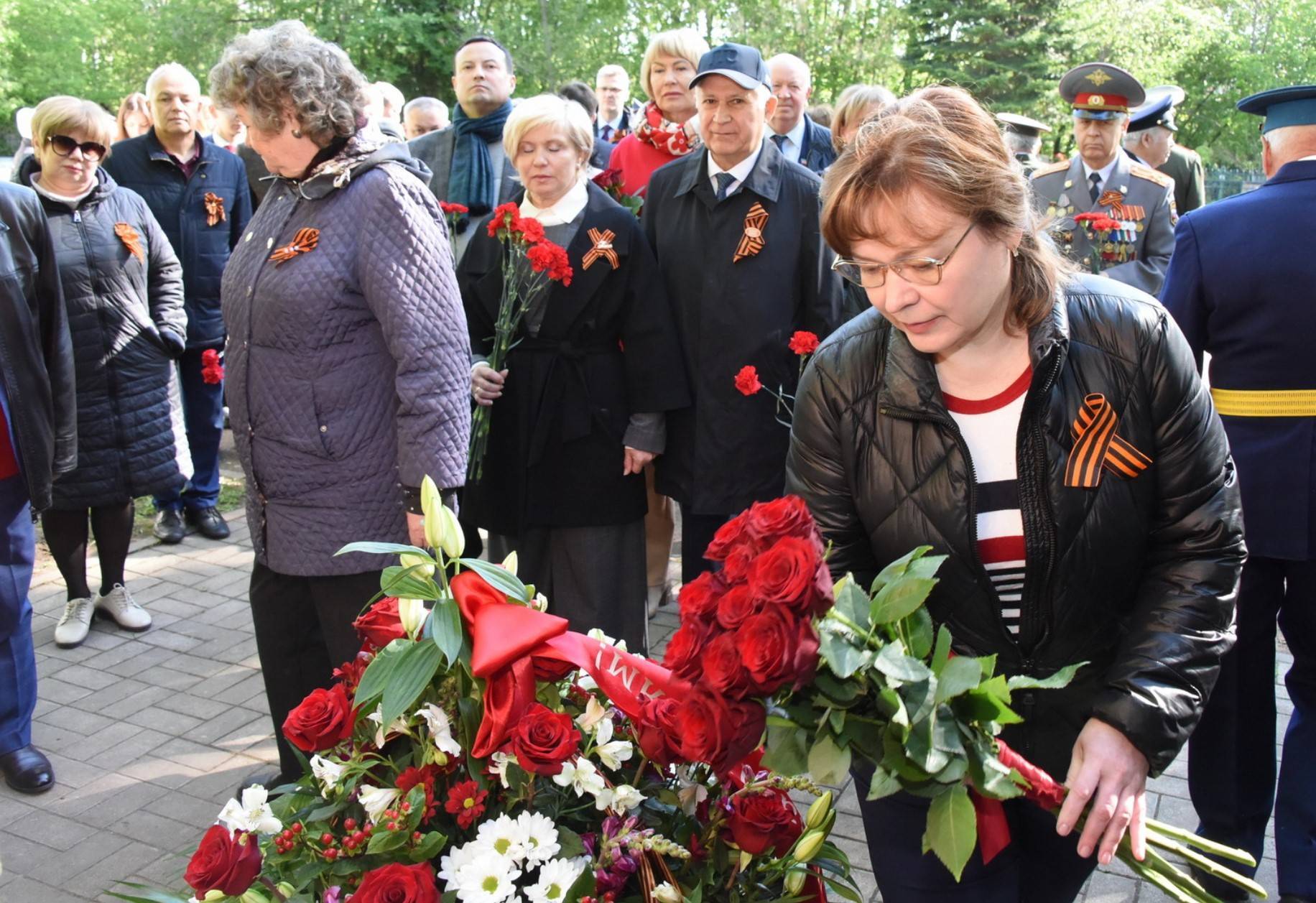 На Архангельском кладбище в Казани состоялась церемония возложения памятных венков