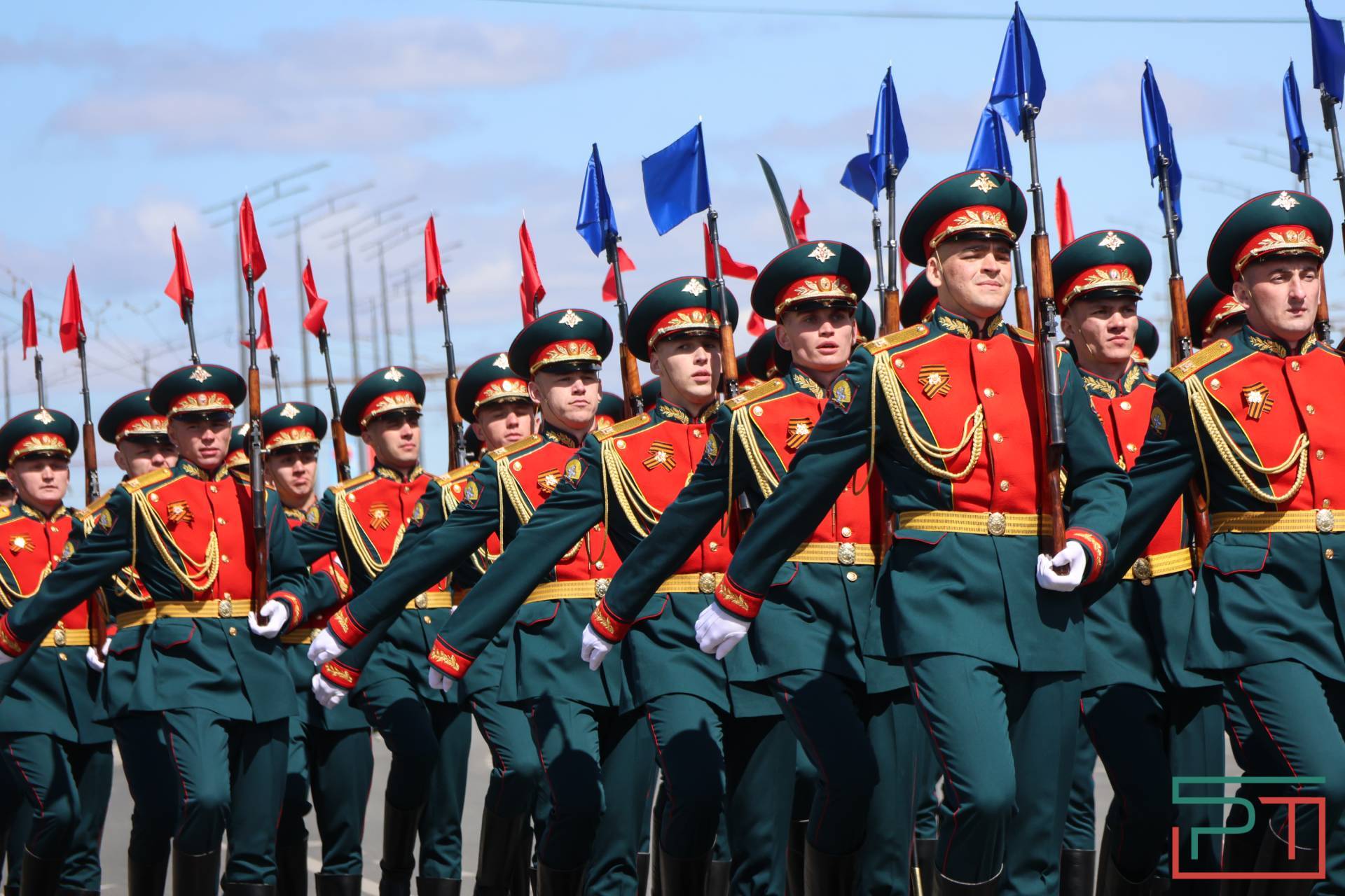 Парад Победы 9 мая в Казани