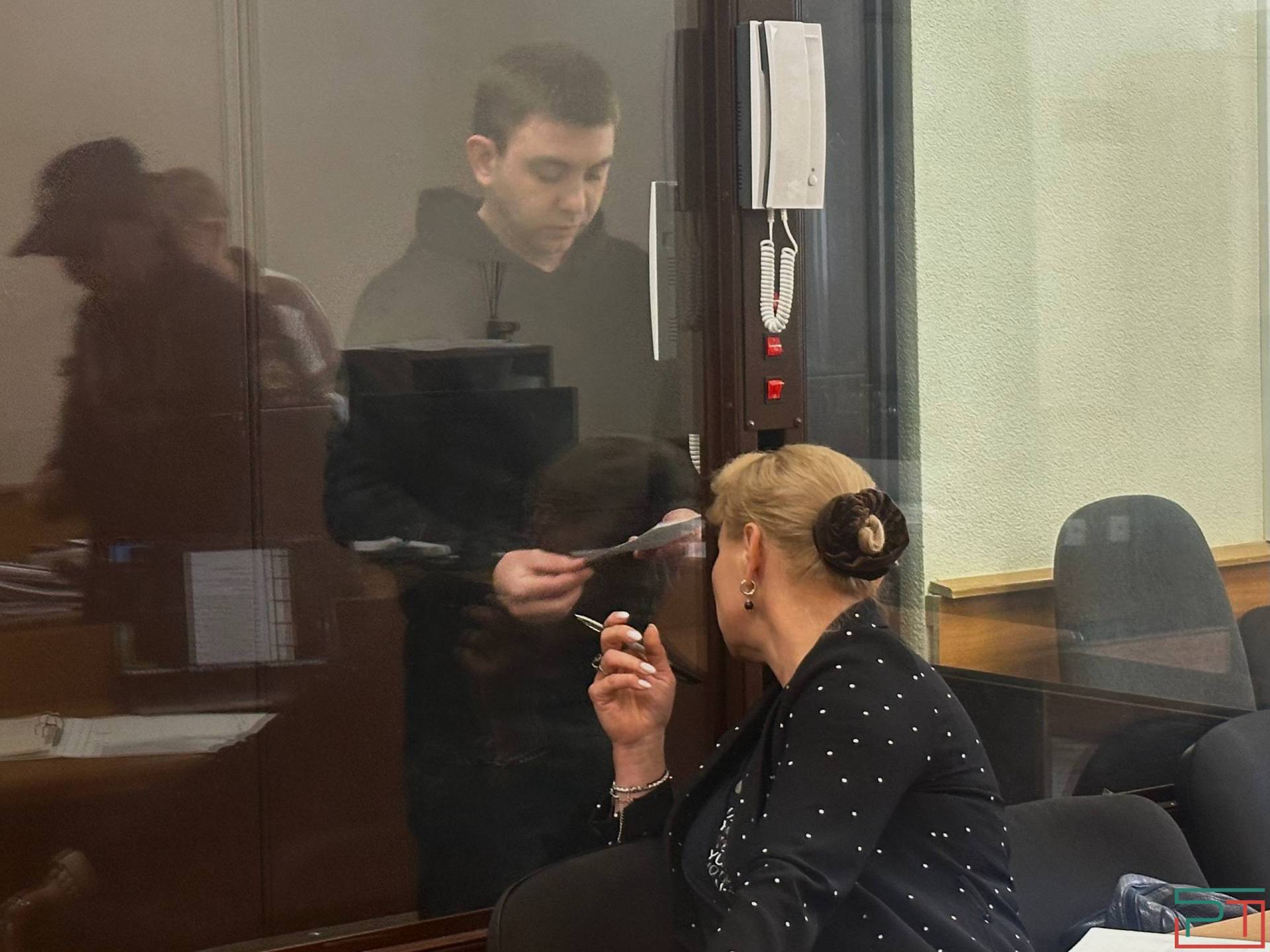 Оставил без коттеджей и без денег: в Казани судят бизнесмена за аферу со строительством домов