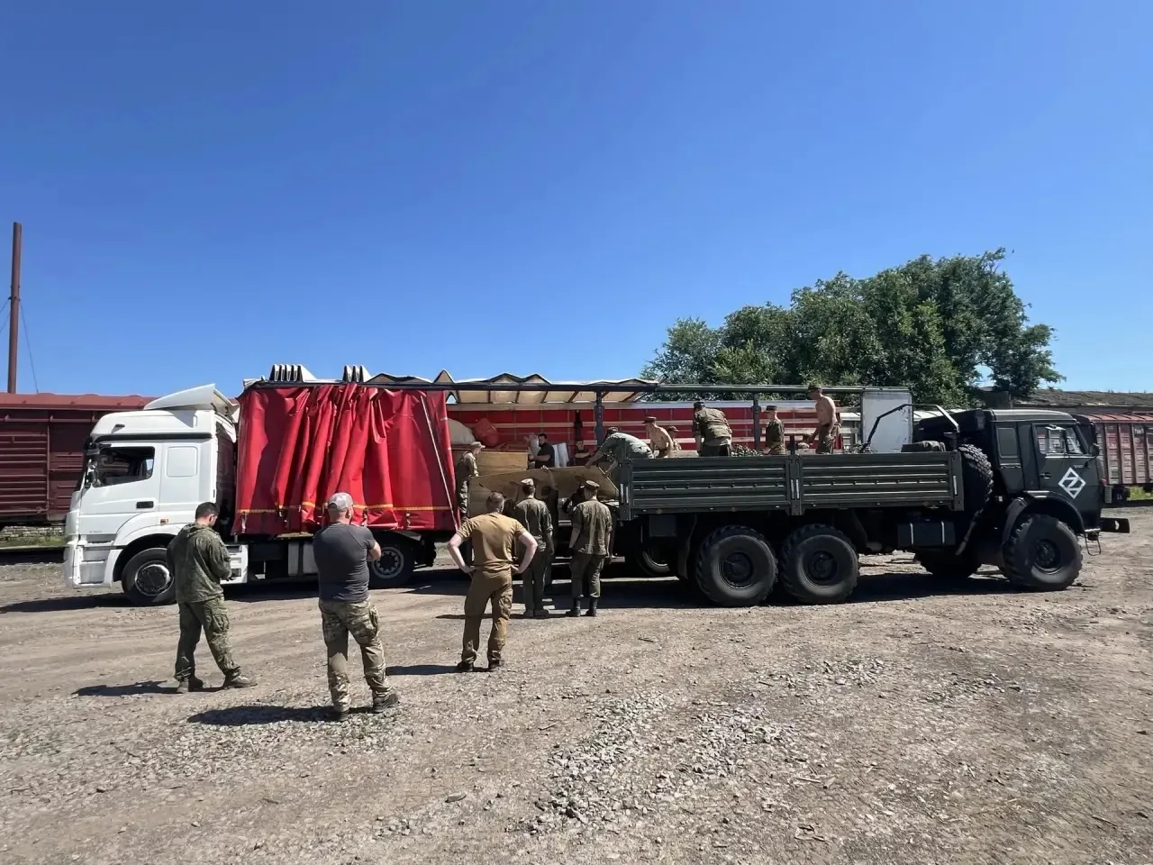 Третий гуманитарный конвой из Лаишевского района прибыл в зону СВО