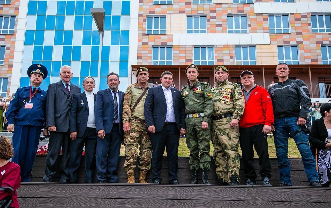 Для более 4 тыс. учащихся в Нижнекамске прошел выпускной