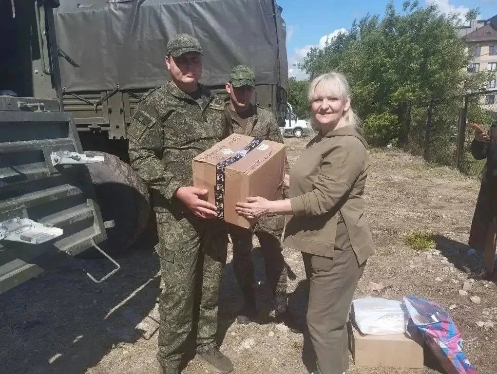 Татарстанцы привезли посылки, лекарства и стройматериалы в зону СВО