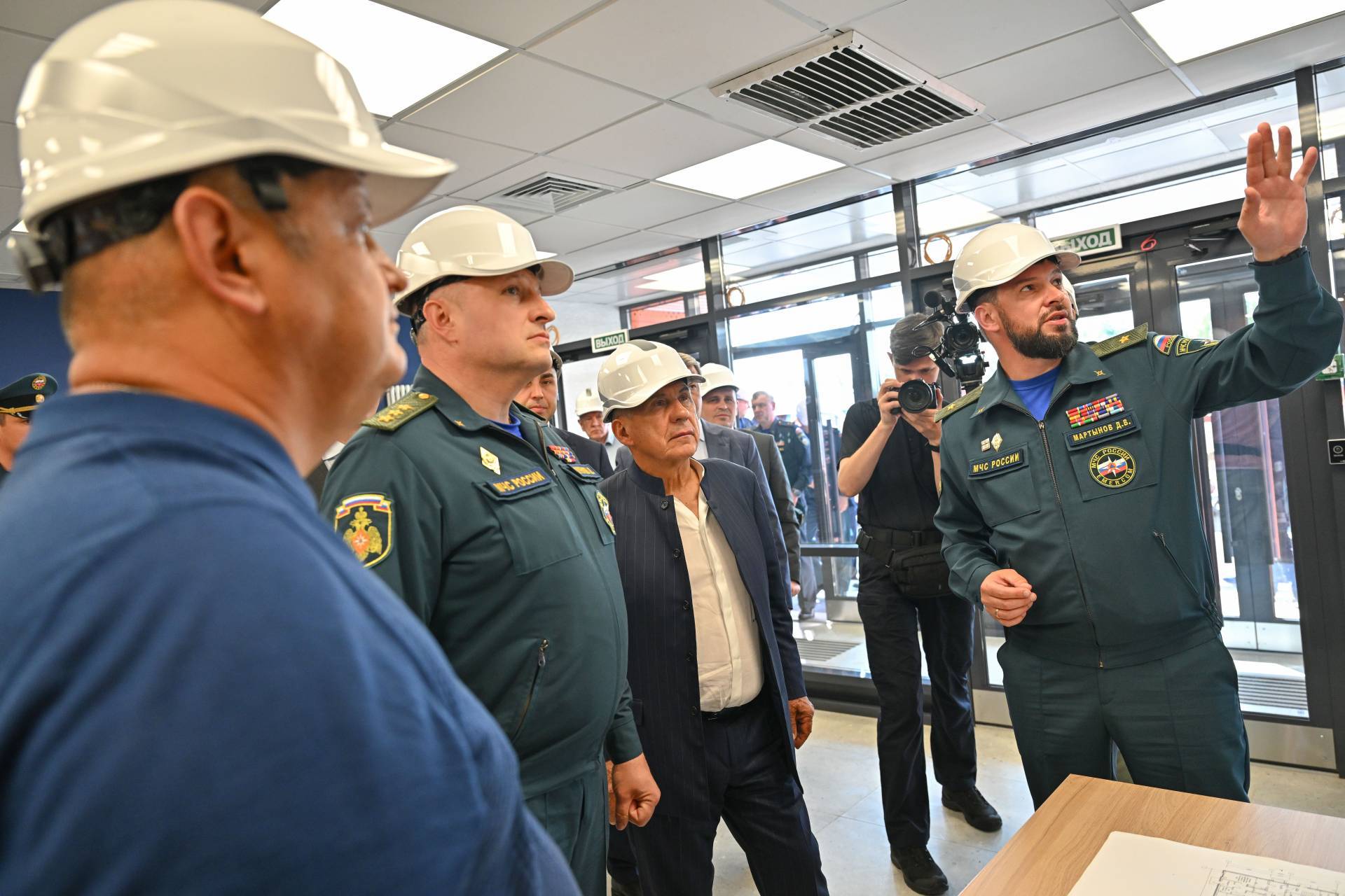 Куренков и Минниханов оценили ход строительства учебного полигона для спасателей и пожарных