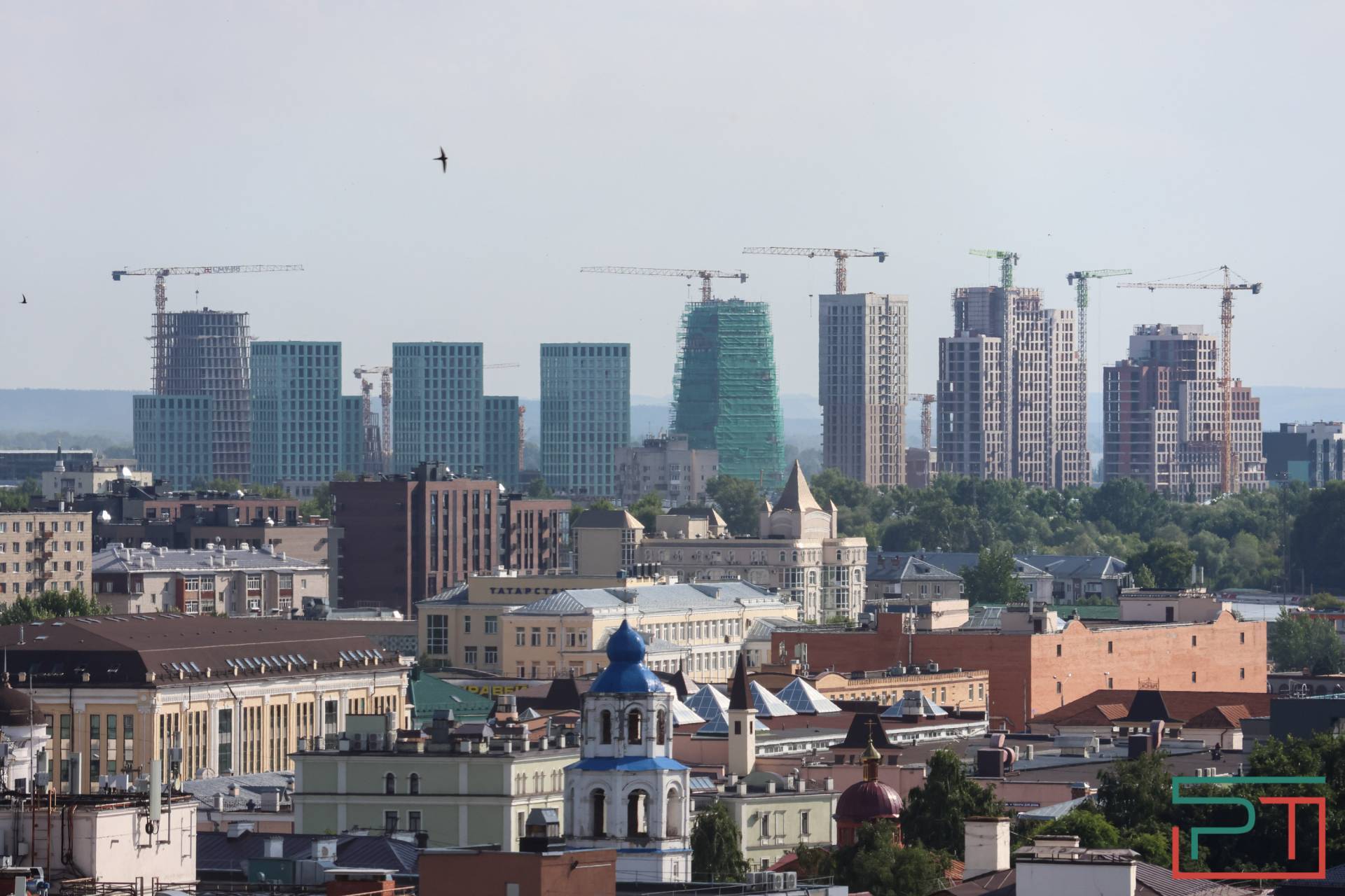 Пресс-тур по храмовому комплексу Петропавловского собора Казани