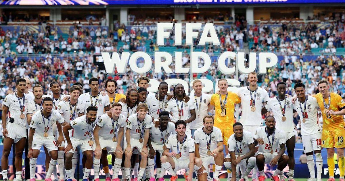 Англия победила Францию со счетом 6:4 и завоевала бронзу ЧМ-2026