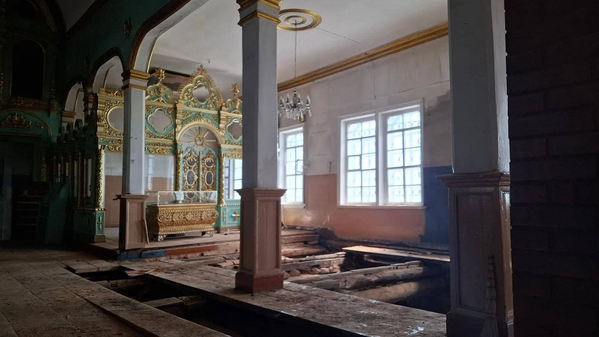 Реставраторы переберут «падающую» колокольню самого большого деревянного храма в Татарстане