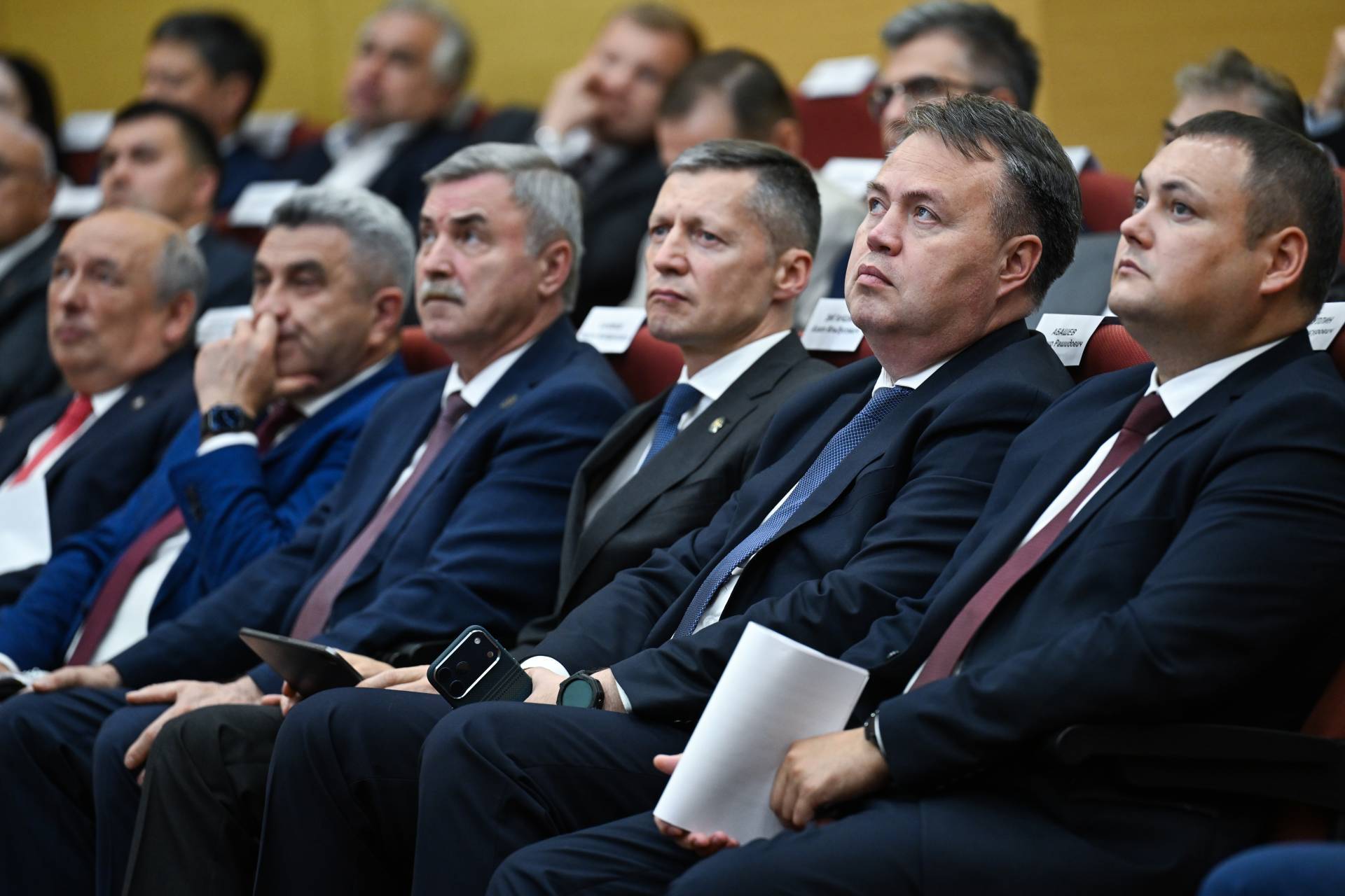 Минниханову представили несколько передовых проектов на заседании «Татнефтехиминвест-холдинга»