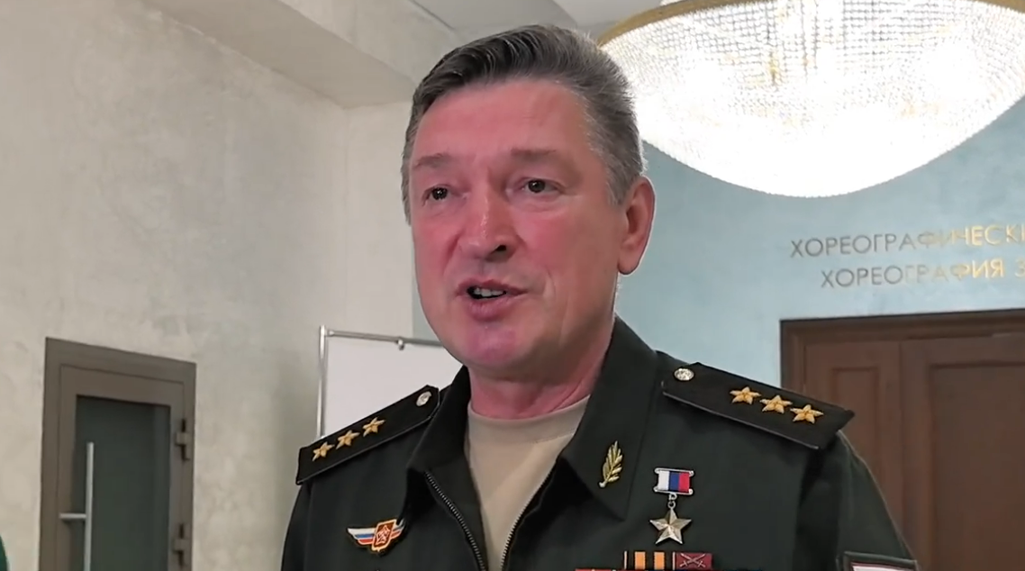 Генерал Лапин: каждый боец 430-го мотострелкового полка вписал свое имя в храм истории России