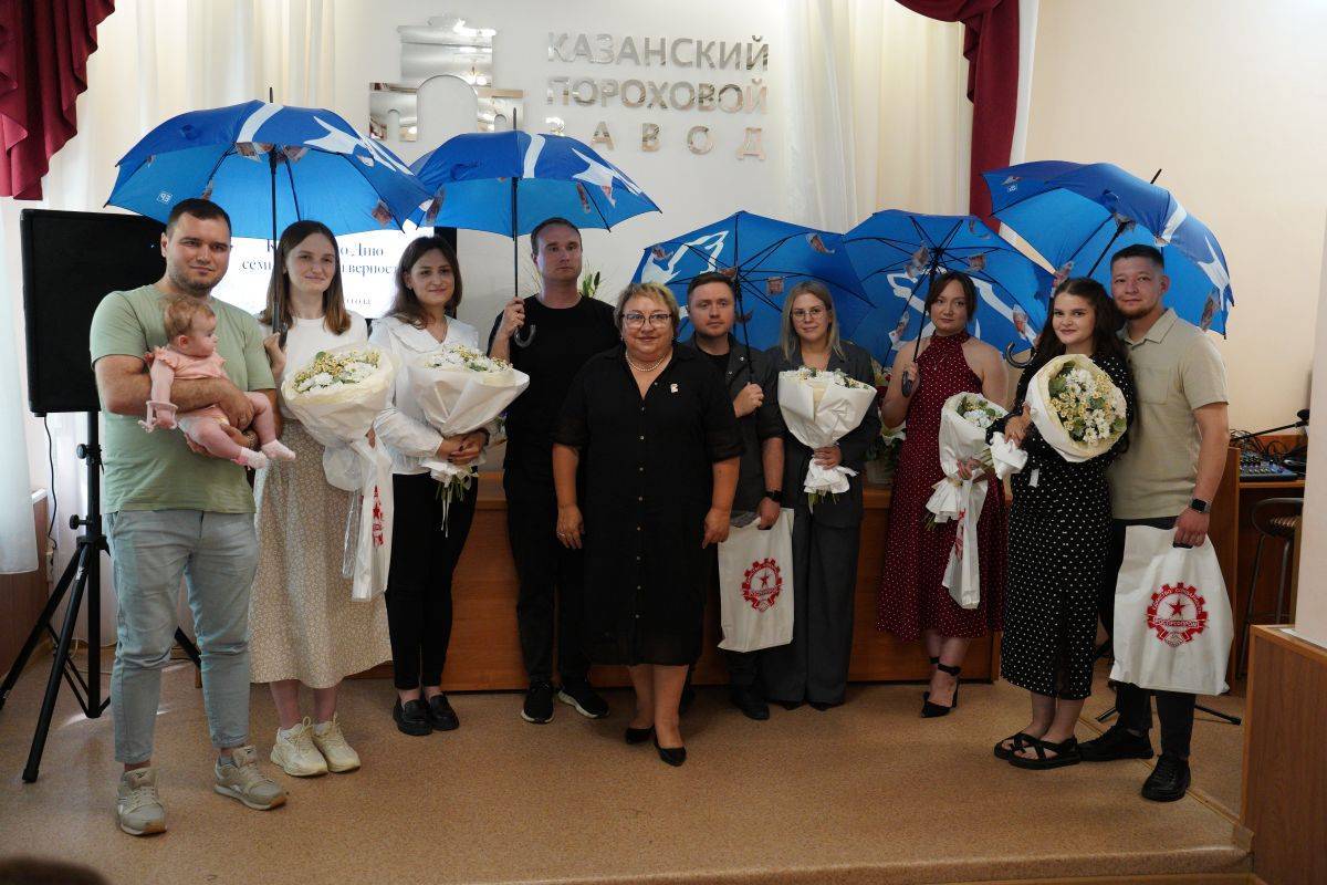 «Это наша жизнь»: на пороховом заводе в Казани чествовали трудовые династии