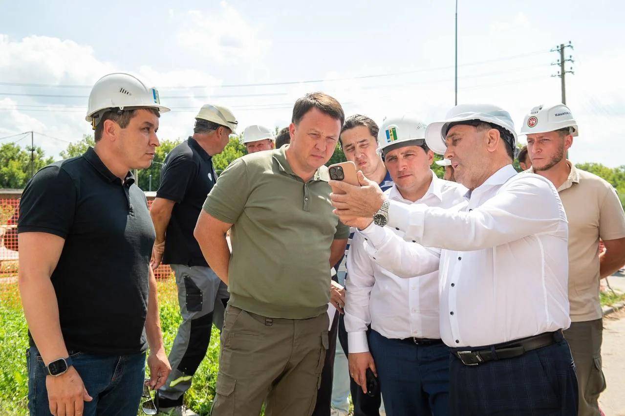 Отстраивать верх многоэтажки в Нижнекамске, поврежденной при ударе БПЛА, начнут с 10 июля