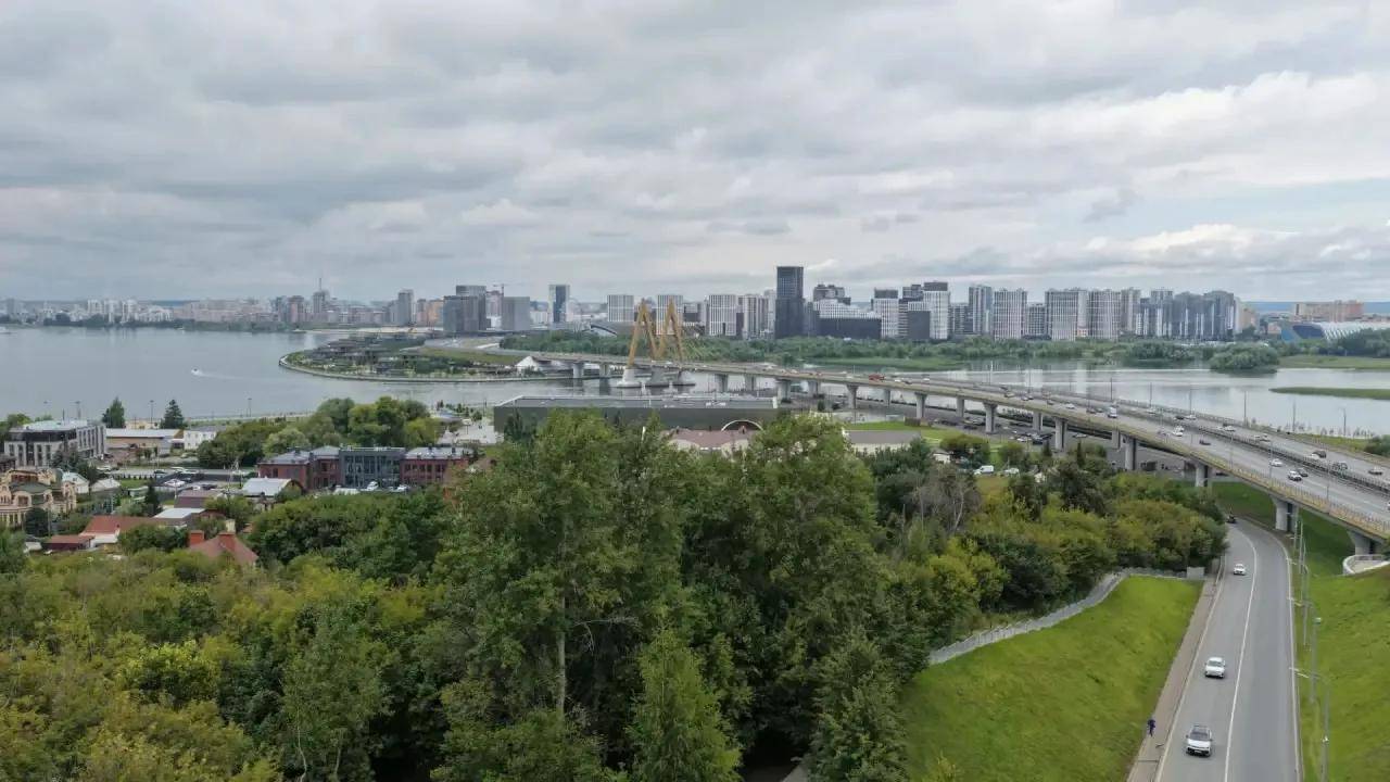 Парит над склоном: новая смотровая площадка в парке Горького в Казани откроется 30 августа
