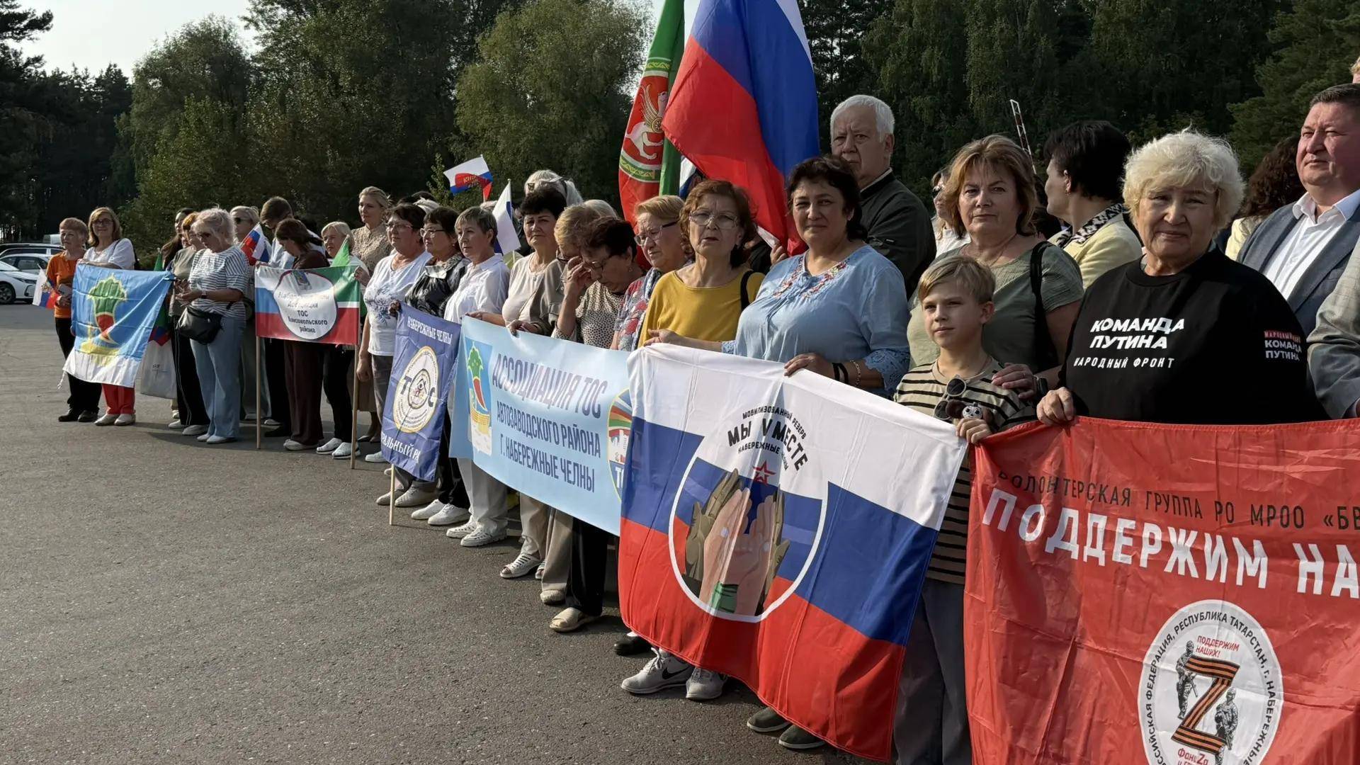 «Город добрых людей»: Челны отправили 55-й гуманитарный груз бойцам СВО