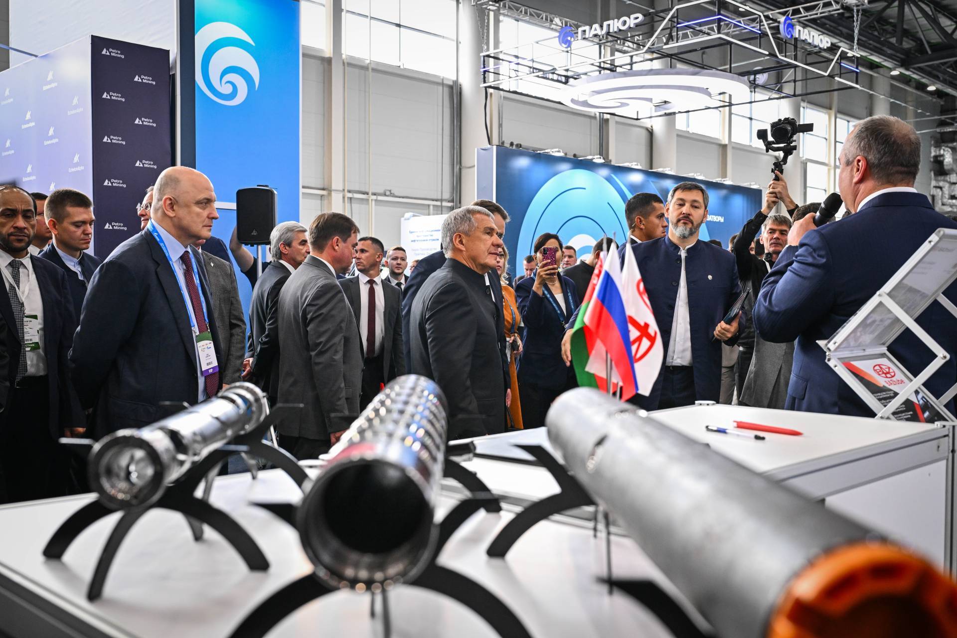 Минниханов открыл Татарстанский нефтегазохимический форум
