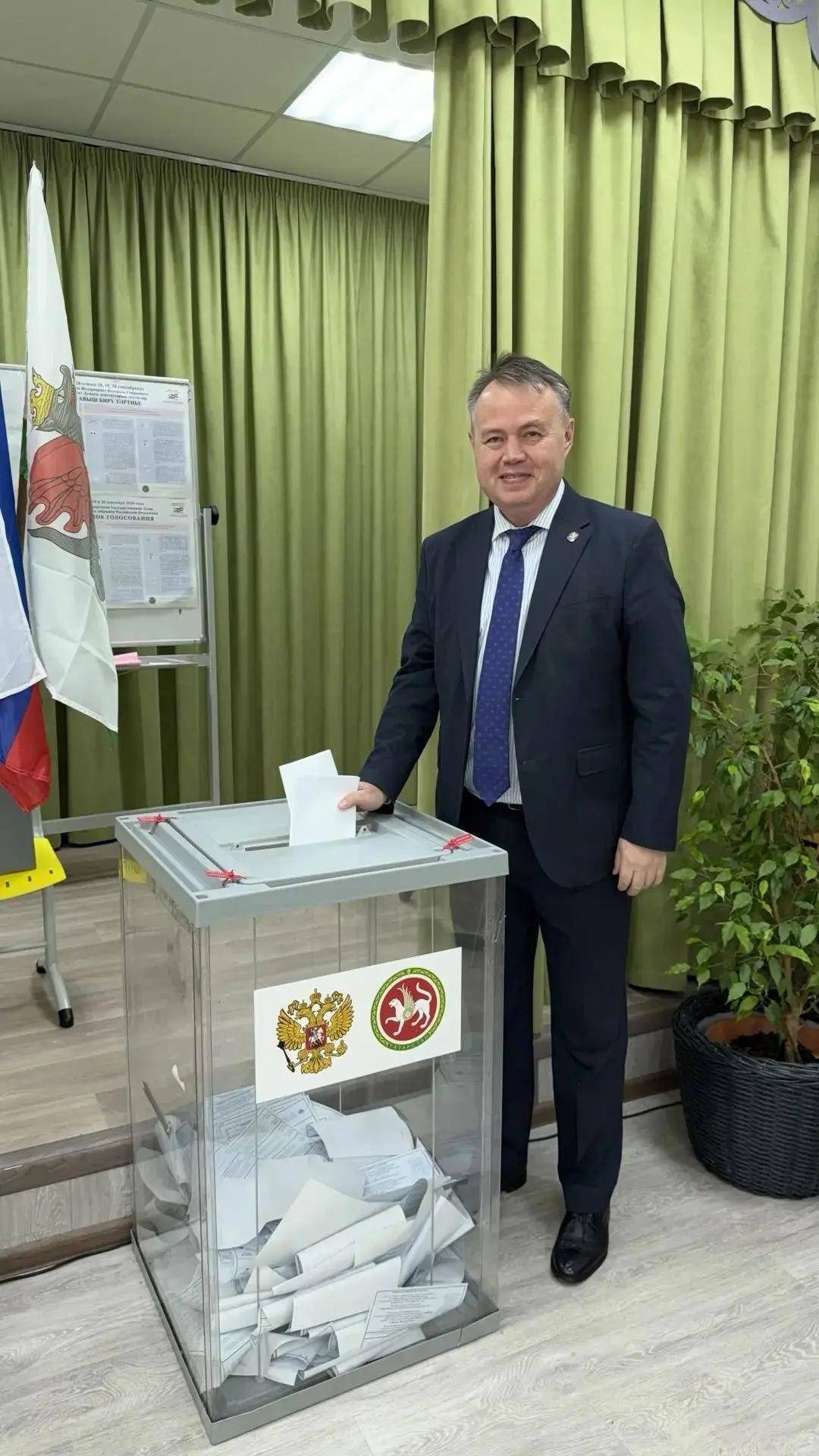 Глава Минздрава РТ отдал голос на выборах: будущее страны зависит от нас