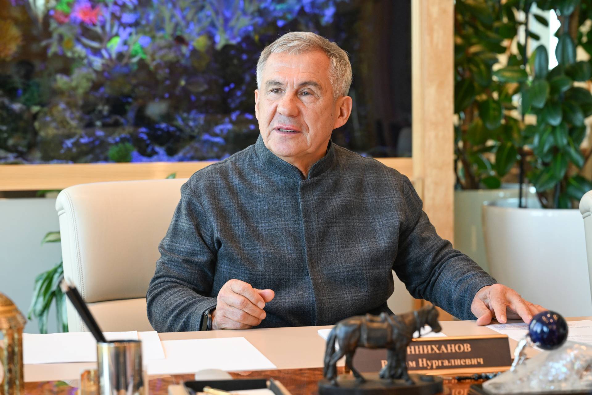 Минниханов поздравил Камболова с победой на выборах Президента Южной Осетии