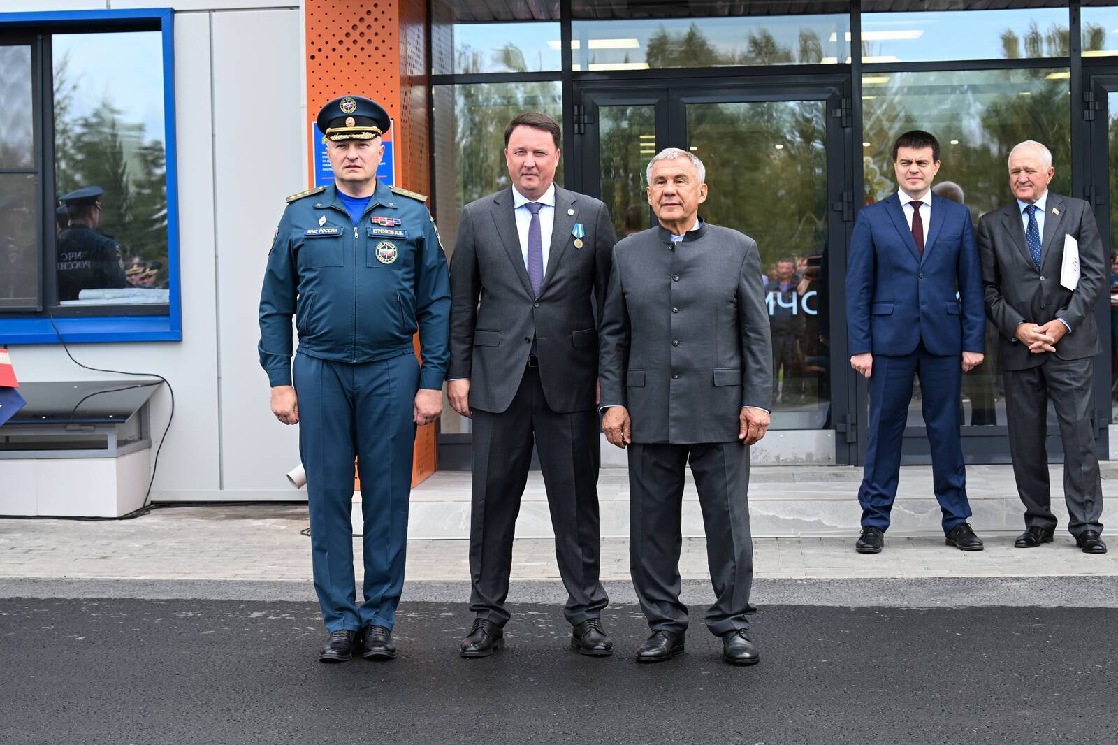 Куренков и Минниханов открыли учебно-тренировочный комплекс МЧС в Татарстане
