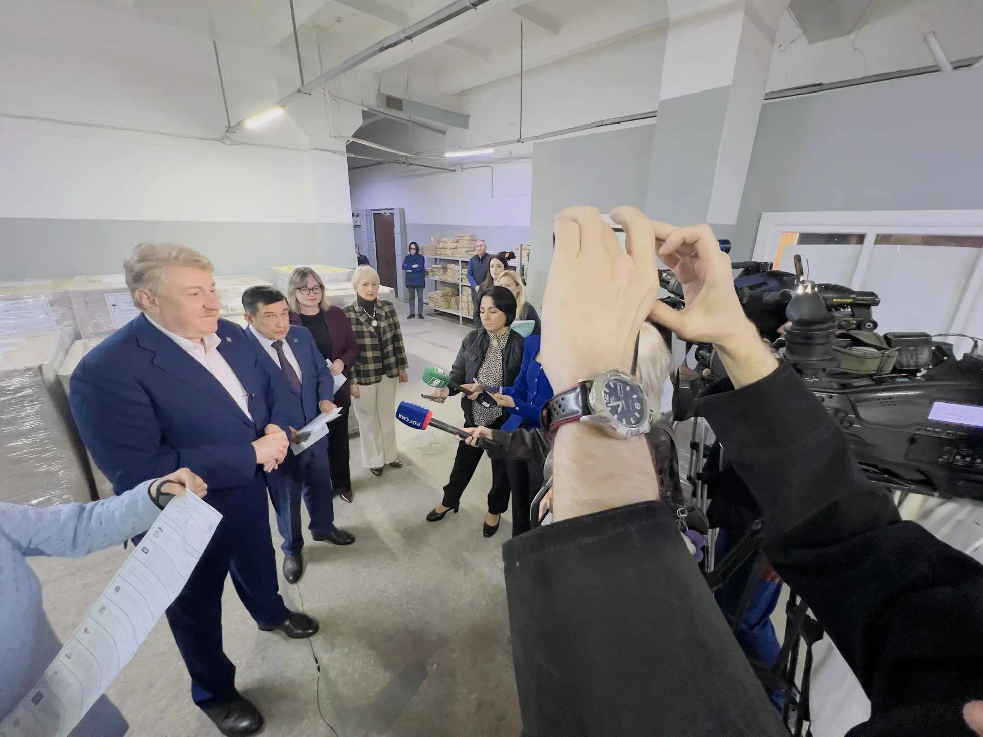 Из Казани в районы Татарстана под охраной отправлены бюллетени на выборы 2026 года