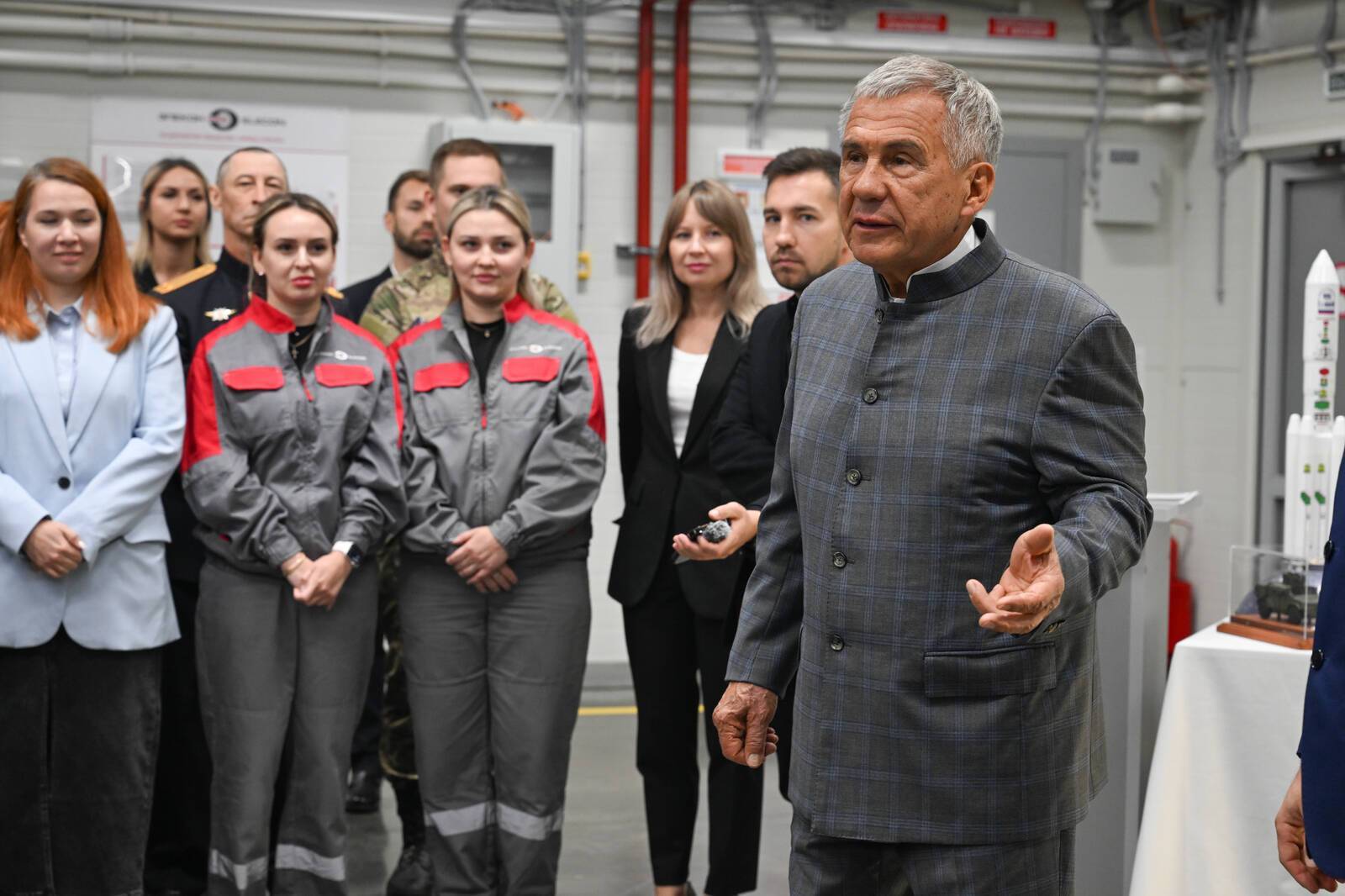 Минниханов: у завода «Элекон» хорошие перспективы