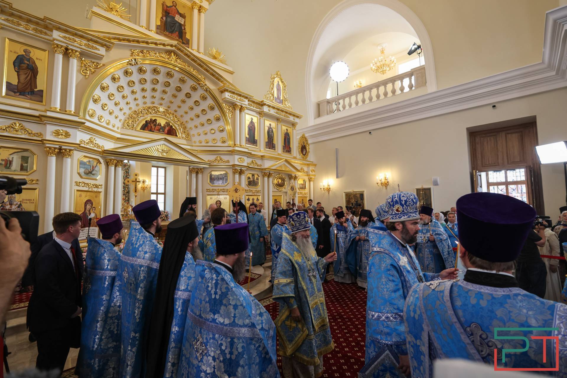 Патриарх Кирилл освятил отреставрированный храм Николы Тульского в Казани