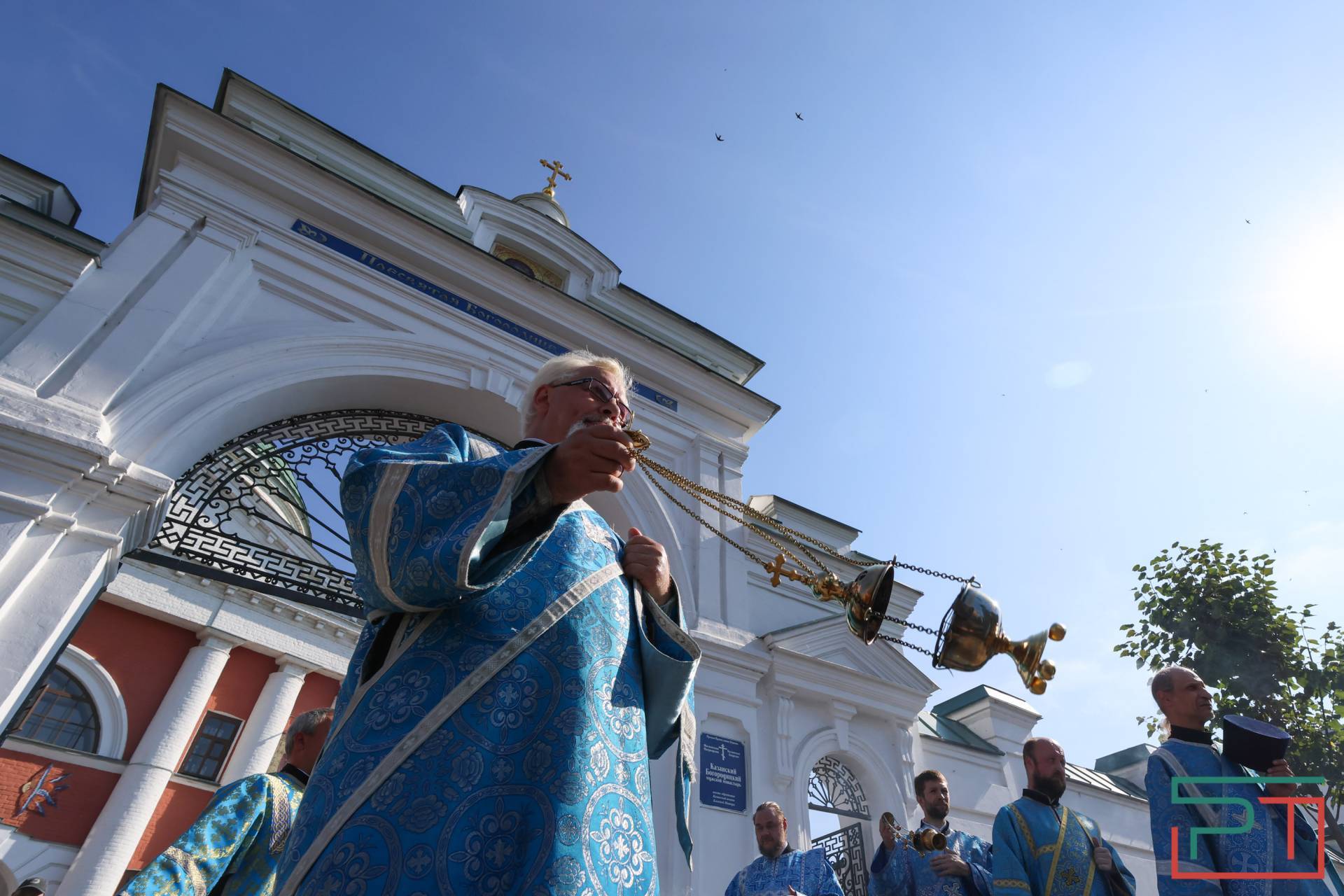 Патриарх Кирилл освятил отреставрированный храм Николы Тульского в Казани
