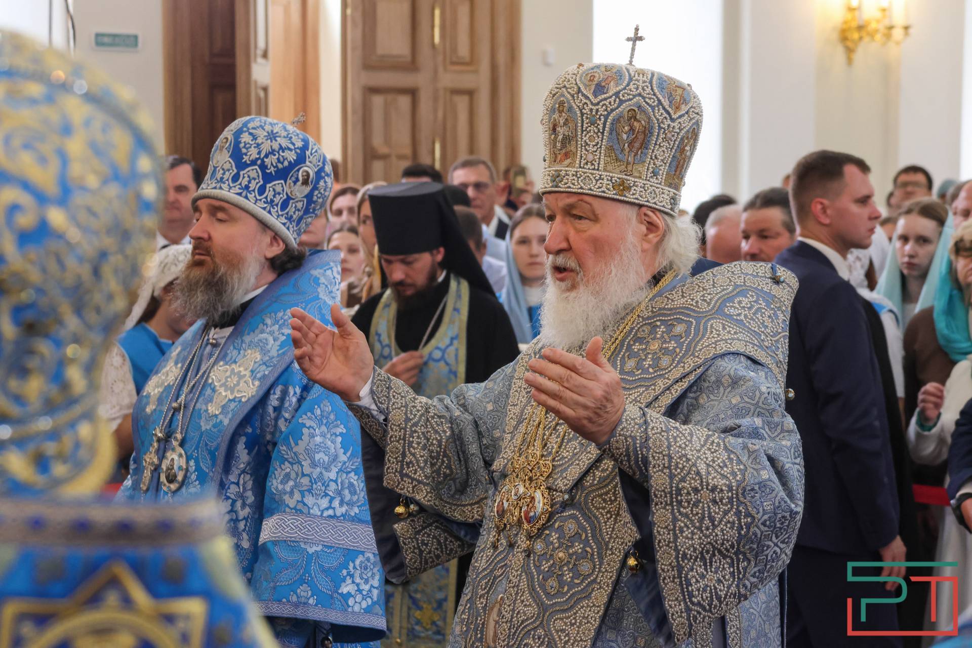 Патриарх Кирилл освятил отреставрированный храм Николы Тульского в Казани