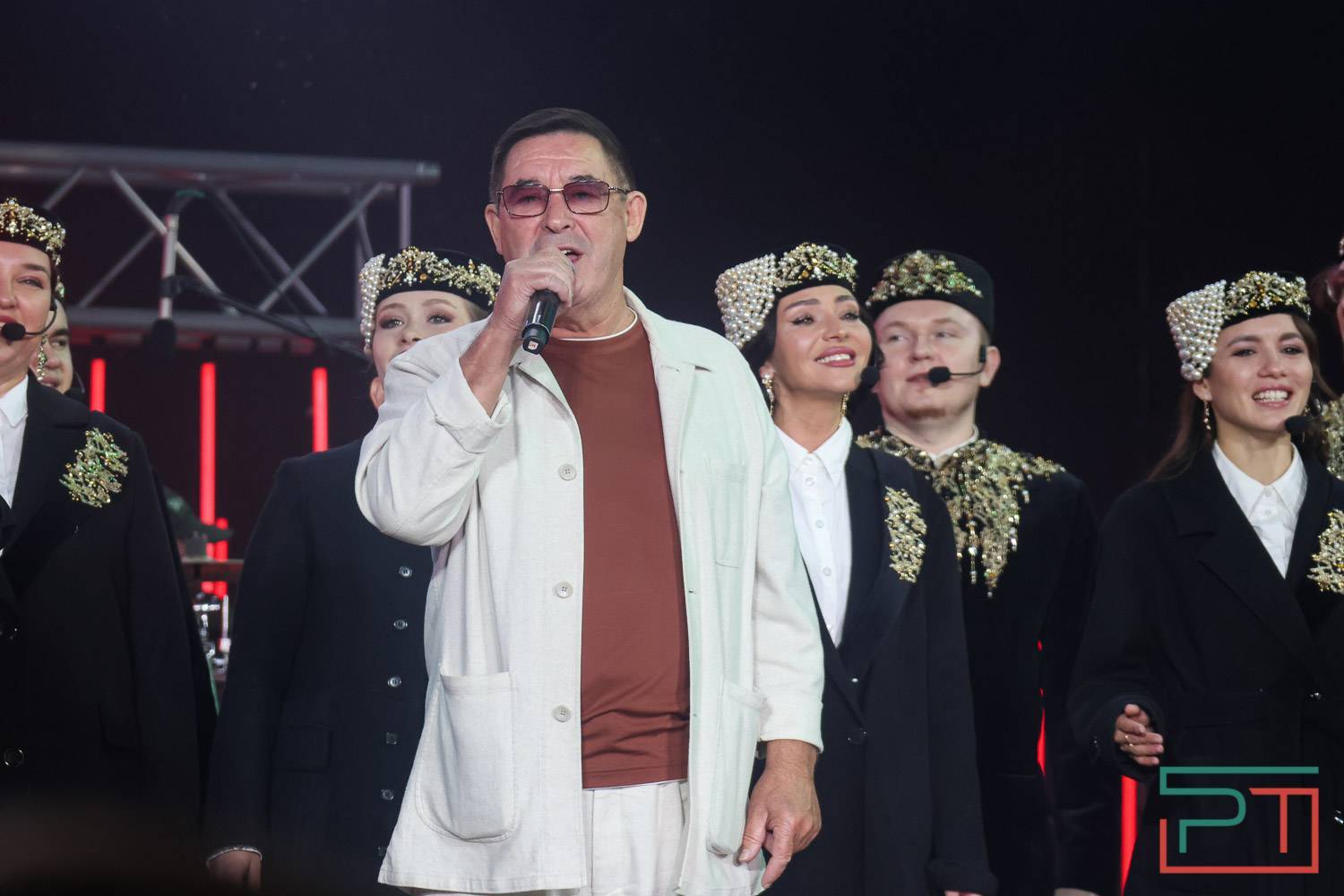 Миа Бойка, Татьяна Куртукова и группа «Кар‑Мэн» выступили на фестивале «Время быть вместе»