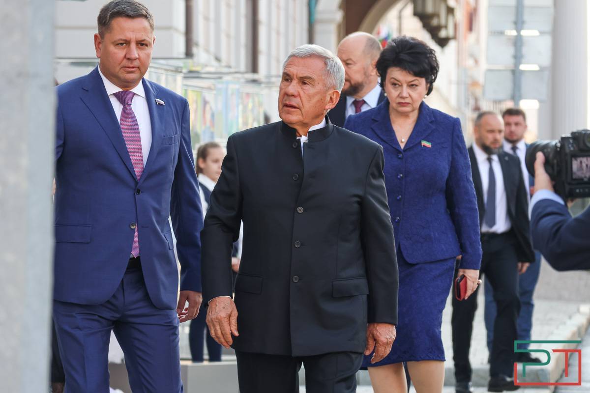 В ожидании послания Минниханова: как собирались гости