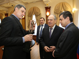 information_items_10108646