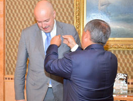 information_items_10101978