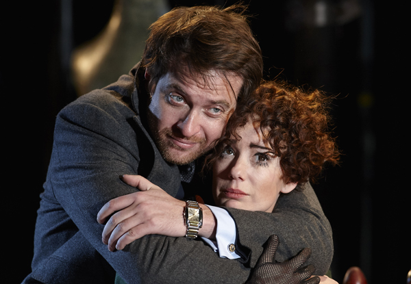 Двое-на-качелях