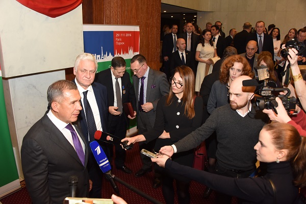 frantsiya_2_press-sluzhba-prezidenta