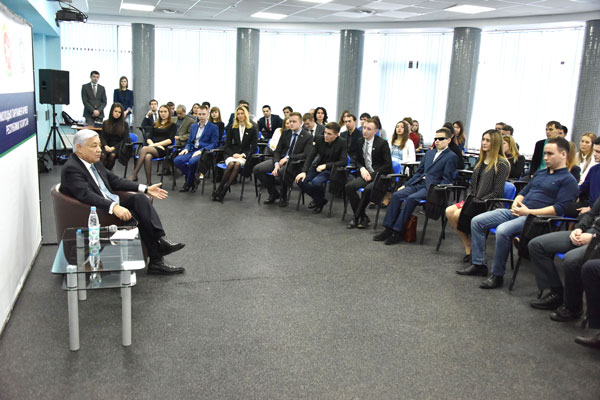 molodezh_press-sluzhba-gossoveta