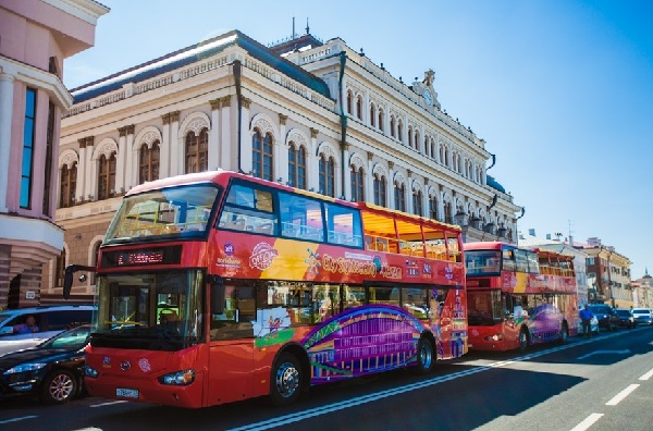 Двухэтажные-автобусы-в-Казани-фото
