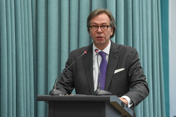 view_2380867_2076833