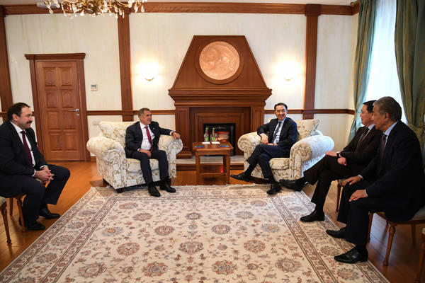 view_2621427_2216845