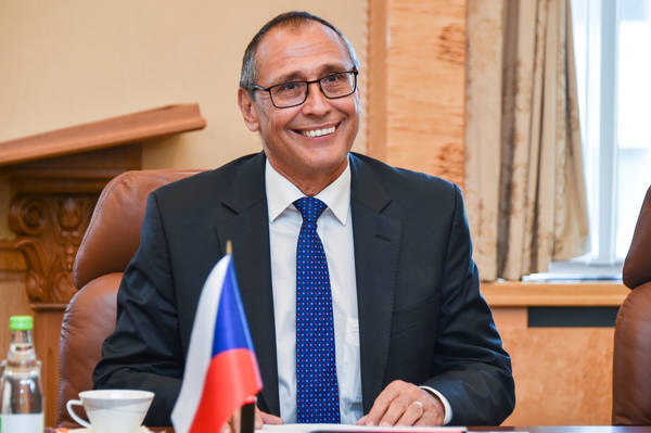 view_3044327_2458911